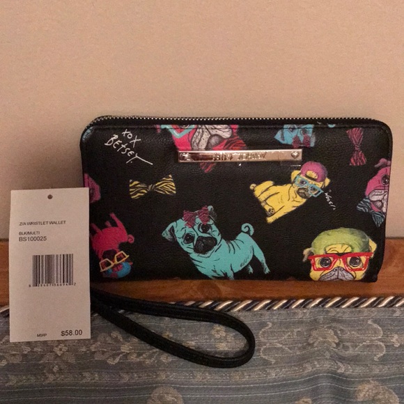 Betsey Johnson Handbags - BETSEY JOHNSON BLACK DOG WRISTLET RETAIL 58.00 NWT